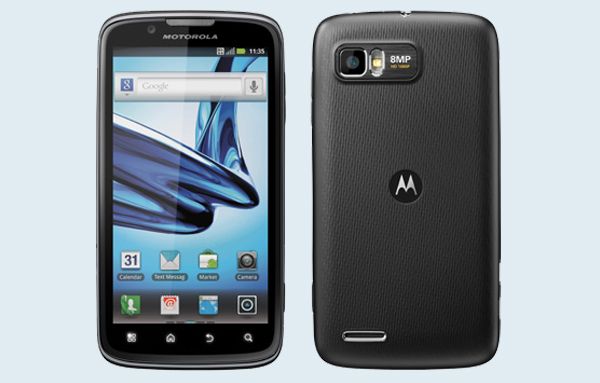 Motorola Atrix 2 และ Accessory ต่างๆ เตรียมวางขายในงาน Thailand Mobile Expo 2012