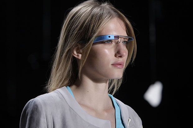 เมื่อ Google Glass บุกงาน New York Fashion Week