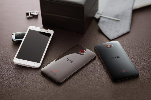 เทพ HTC DLX (HTC Deluxe X920e) เตรียมเปิดตัวในจีนธันวาคมนี้