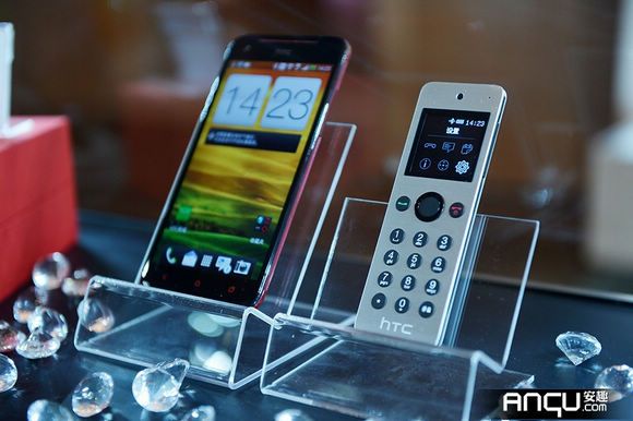 HTC Mini จะเป็นมือถือตัวจิ๋วสำหรับสมาร์ทโฟนตัวใหญ่