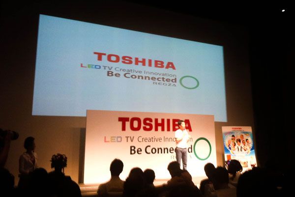 Toshiba เปิดตัว LED TV พร้อมชิพ Regza Engine และ Active Motion Rate 100 Hz เอาใจคอกีฬา
