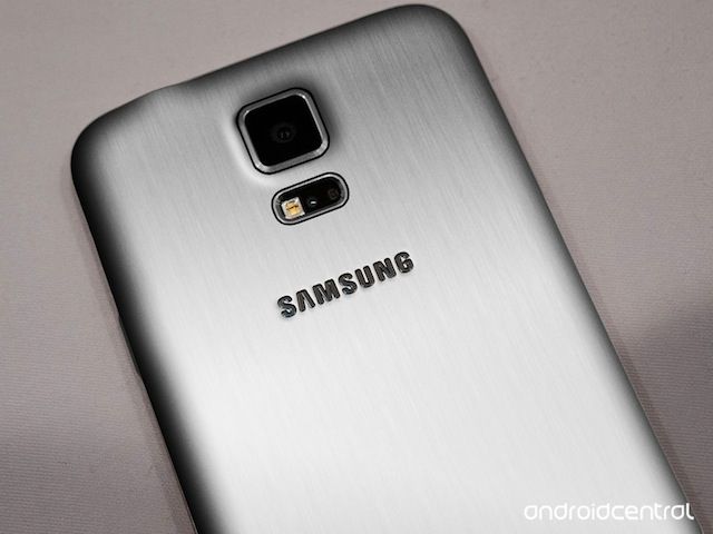 ลือซัมซุงเตรียมเปิดตัว Galaxy S5 Prime มือถือ higher-end ปลายปีนี้