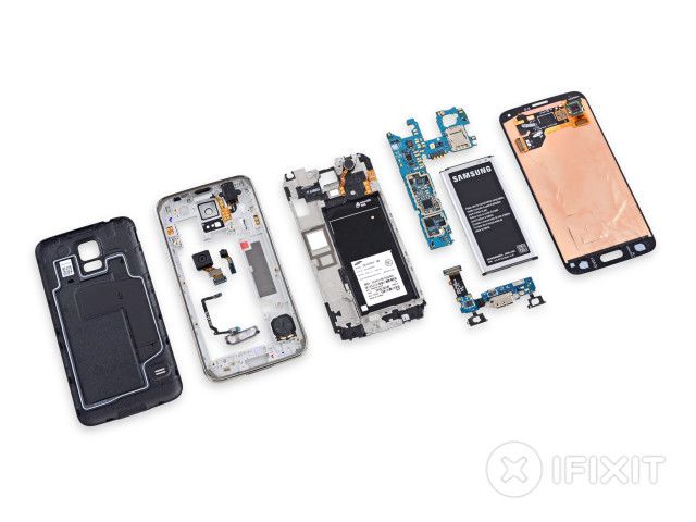 Samsung Galaxy S5 ถูกแงะแล้วพบว่าซ่อมยากขึ้น