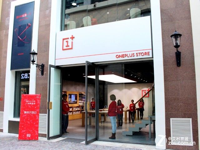 OnePlus เปิด OnePlus Store ที่แรกในกรุงปักกิ่ง
