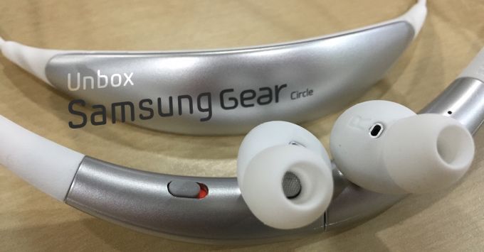 [Unbox] แกะกล่อง Samsung Gear Circle หูฟังบลูทูธดีไซน์เก๋