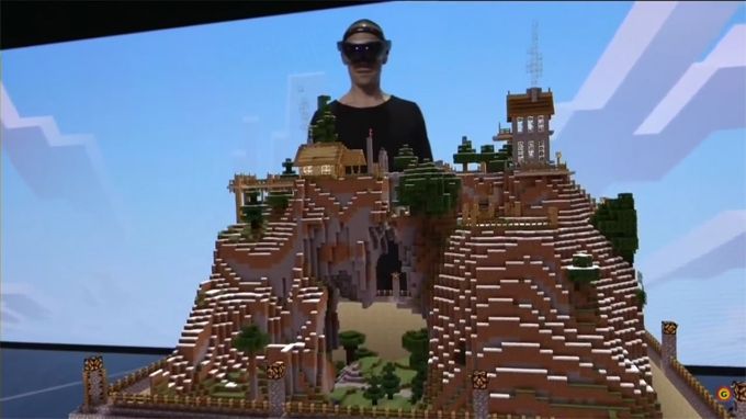 Microsoft โชว์การทำงาน HoloLens เล่น Minecraft สดๆ ในงาน E3