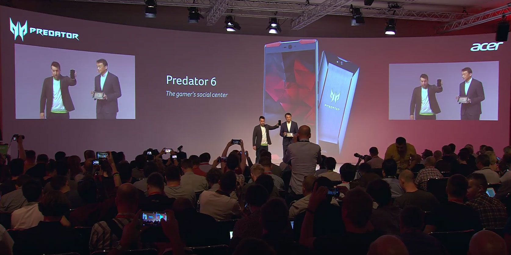 [IFA2015] Acer เผยโฉม Predator 6 สมาร์ทโฟนสำหรับเกมเมอร์ ใช้ชิป Mediatek 10 core, RAM 4GB, ลำโพง 4 ตัว