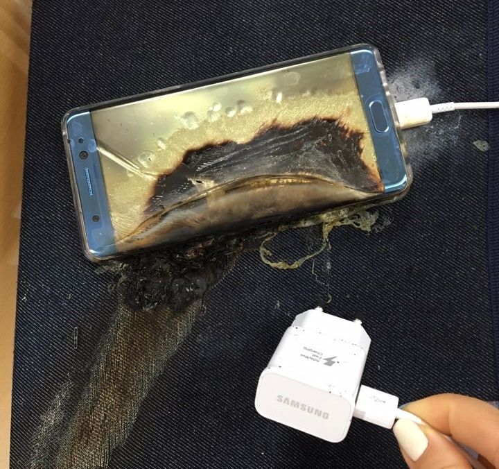 Galaxy Note 7 on fire