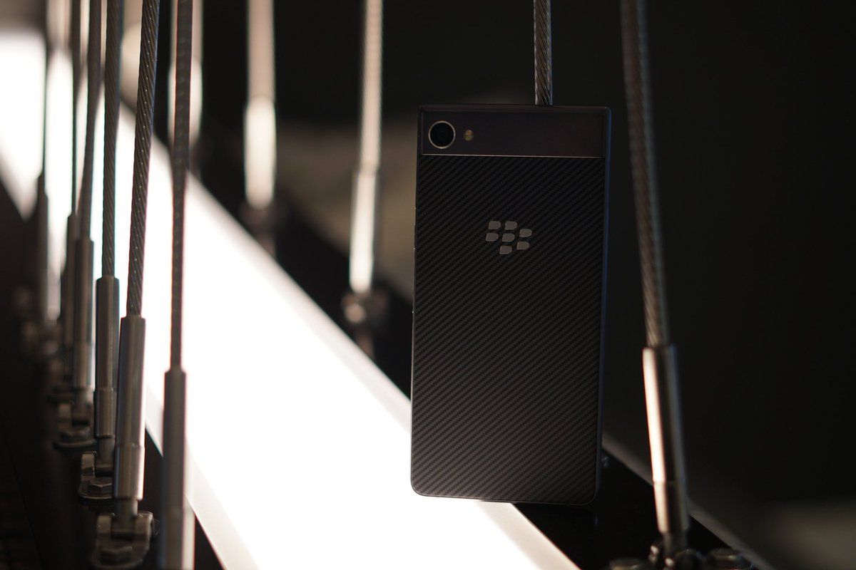 BlackBerry Motion เปิดตัวอย่างเป็นทางการ มาพร้อมชิป Snapdragon 625 และแบตความจุ 4000mAh