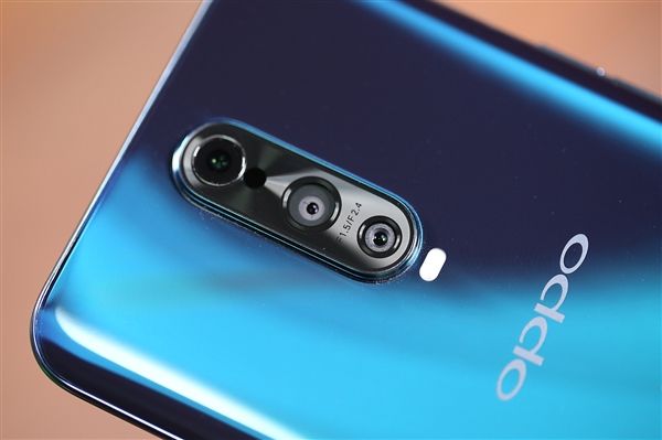 OPPO เตรียมเปิดตัวเทคโนโลยีกล้องซูม 10 เท่า ในงาน MWC 2019 คาดเตรียมใช้กับ OPPO R19