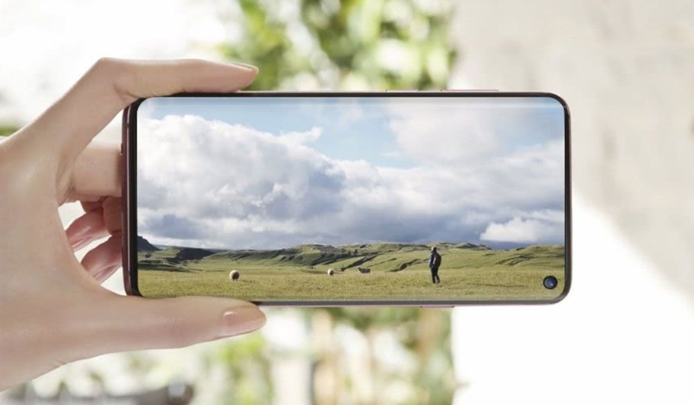 คาด Samsung Galaxy S10 อัพเกรดกล้องหน้า ใส่กันสั่นพร้อมอัดวิดีโอ 4K และอาจมีโหมดถ่ายวิดีโอนิ่งระดับ Go Pro