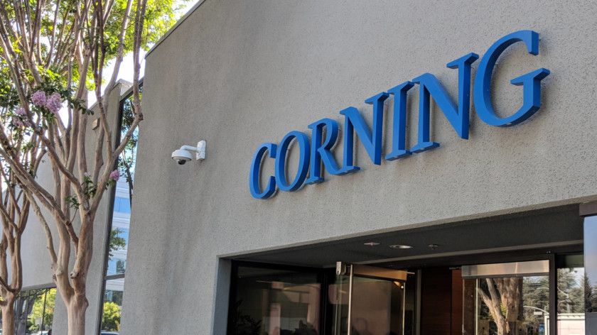Corning Gorilla Glass เปิดตัว Astra Glass กระจกนิรภัยสำหรับป้องกันหน้าจอทีวีและแท็บเล็ต