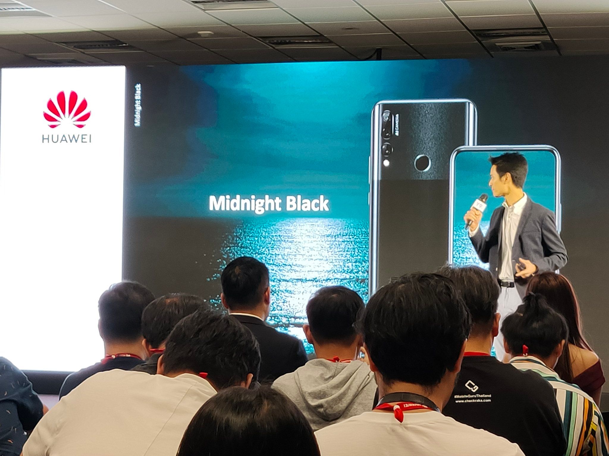 เปิดตัว Huawei Y9 Prime 2019 มือถือกล้องเซลฟี่ป๊อปอัพ + กล้องหลัง 3 ตัว พร้อมแบต 4000 mAh เคาะราคา 7,990 บาท