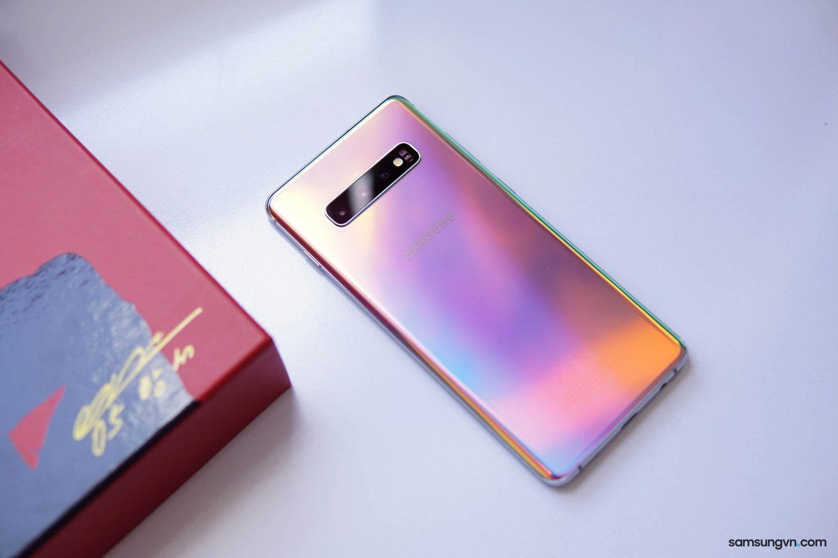 Samsung เปิดตัว Galaxy S10+ สีใหม่สุดจ๊าบ 2 สี Prism Silver และ Magic Diamond Silver