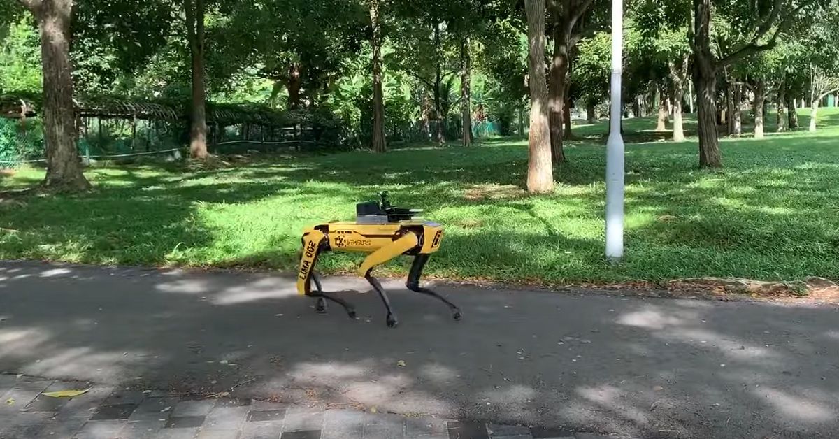 อย่างล้ำ…รัฐบาลสิงคโปร์ใช้หมาหุ่นยนต์ Spot คอยเตือนประชาชนให้ Social Distancing ในสวนสาธารณะ