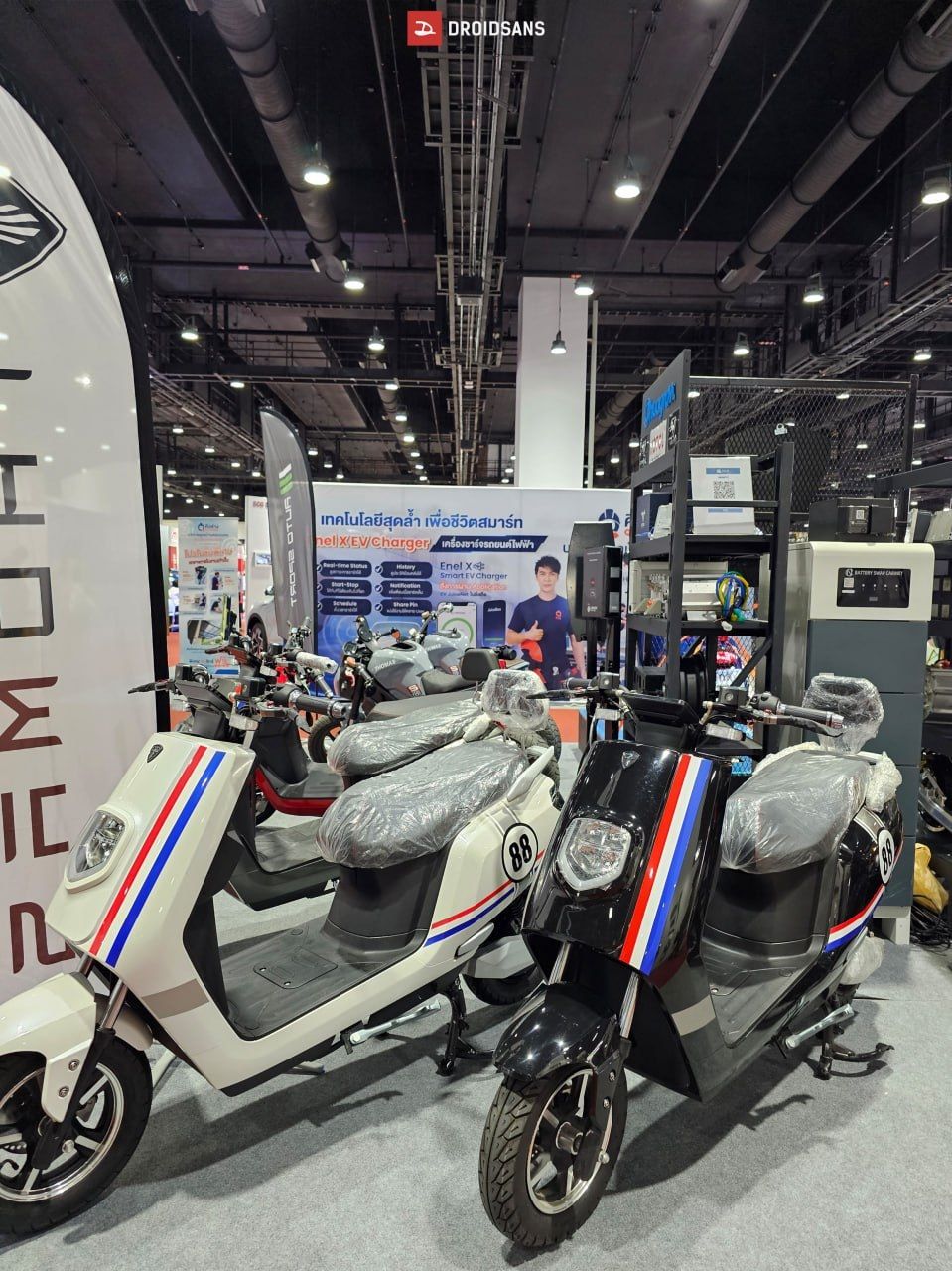 สุดล้ำ! มหกรรมยานยนต์ไฟฟ้า ขนมาเป็นกองทัพทั้งจักรยาน มอเตอร์ไซค์ สกู๊ตเตอร์ ในงาน Bangkok EV Expo 2023 