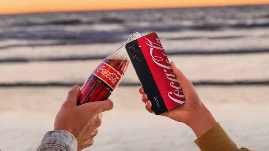realme 10 Pro 5G Coca-Cola edition