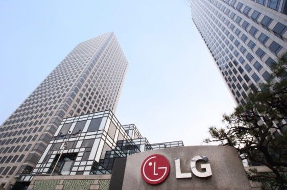 LG-Twin-Towers-2