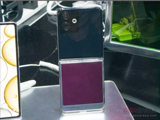 TECNO Phantom Ultimate มือถือจอม้วนเครื่องต้นแบบ โชว์ตัวที่งาน MWC 2024 ...