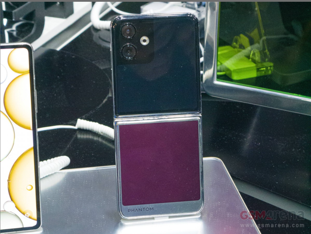TECNO Phantom Ultimate มือถือจอม้วนเครื่องต้นแบบ โชว์ตัวที่งาน MWC 2024 ...