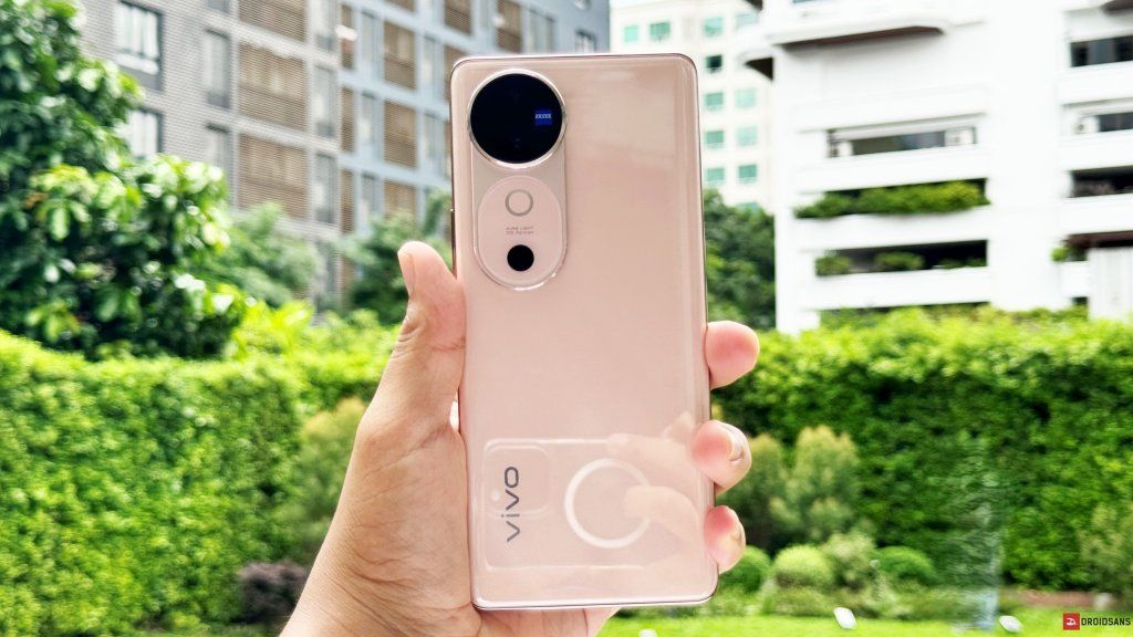 vivo V40 5G Sunglow Peach color