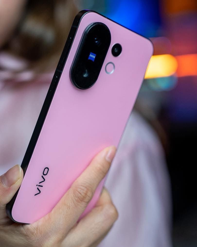 Vivo X200 FE