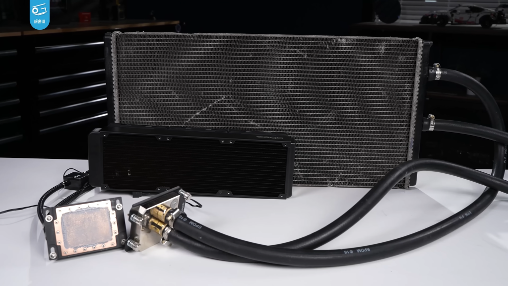 ชุดน้ำ AIO คงไม่พอ YouTuber แปลงหม้อน้ำรถยนต์มาใช้กับ AMD Ryzen Threadripper PRO 9995WX พร้อม OC แบบจัดเต็ม