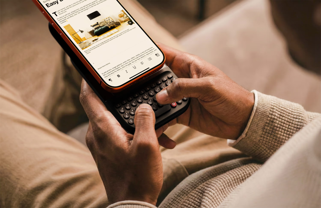 CLICKS POWER KEYBOARD