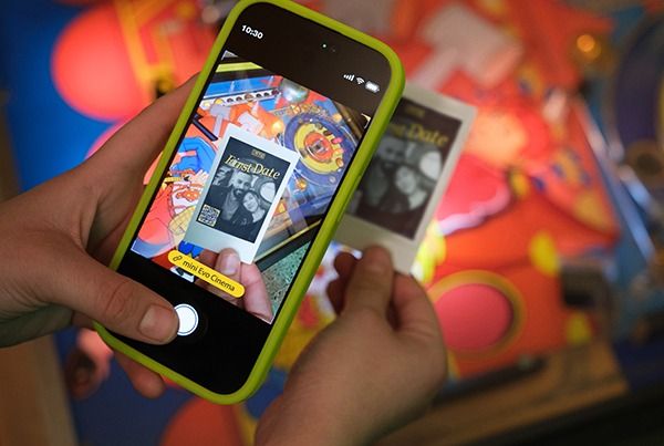 Fujifilm instax mini Evo Cinema พิมพ์รูป