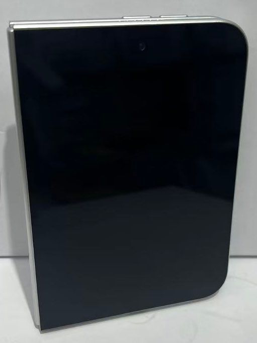 iPhone Fold dummy