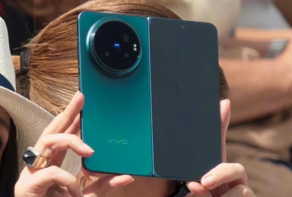 vivo X Fold 6 